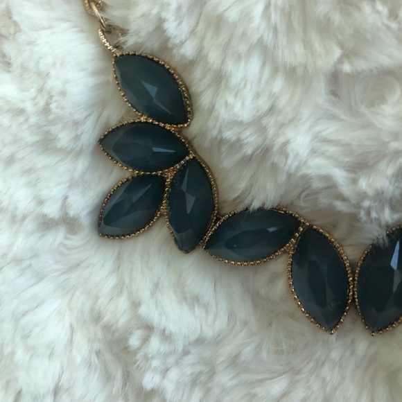 Statement necklace - Picture 3 of 5